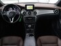 Mercedes-Benz CLA 180 Edition 1 | Panoramadak | Leder Bekleding | Stoelverwarming | bi-xenon koplampen | LMV 18 |