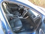 Volvo V40 2.0 T3 Momentum *152PK
