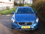 Volvo V40 2.0 T3 Momentum *152PK