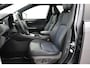Toyota RAV4 2.5 Hybrid Bi-Tone | Navigatie | 360 camera | Stoelverwarming | Dodehoek detectie | JBL | 19 inch | Digitale binnenspiegel | Apple Carplay / Android Auto