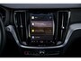 Volvo V60 2.0 T6 Plug-in hybrid AWD Plus Dark | Long range| Panorama dak | Adaptieve cruise control | Elektrisch verstelbare voorstoelen | Stoel/stuur verwarming |