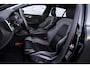 Volvo V60 2.0 T6 Plug-in hybrid AWD Plus Dark | Long range| Panorama dak | Adaptieve cruise control | Elektrisch verstelbare voorstoelen | Stoel/stuur verwarming |
