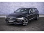 Volvo V60 2.0 T6 Plug-in hybrid AWD Plus Dark | Long range| Panorama dak | Adaptieve cruise control | Elektrisch verstelbare voorstoelen | Stoel/stuur verwarming |