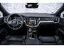 Volvo V60 2.0 T6 Plug-in hybrid AWD Plus Dark | Long range| Panorama dak | Adaptieve cruise control | Elektrisch verstelbare voorstoelen | Stoel/stuur verwarming |