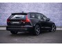 Volvo V60 2.0 T6 Plug-in hybrid AWD Plus Dark | Long range| Panorama dak | Adaptieve cruise control | Elektrisch verstelbare voorstoelen | Stoel/stuur verwarming |
