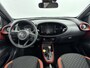 Toyota Aygo X 1.0 VVT-i S-CVT Envy Limited | Stoelverwarming | Parkeersensoren V+A | Apple Carplay -/ Android Auto |