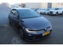 Volkswagen Polo 1.0 TSI 2x R-Line Automaat Navigatie/Virtual cockpit/Adaptive cruise control/Achteruitrijcamera/Parkeersensoren rondom/Apple carplay/Stoelverwarming/LED grill/IQ.light/Climate control/Draadloze telefoonlader/DAB/17''Lichtmetalen velgen.