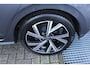 Volkswagen Polo 1.0 TSI 2x R-Line Automaat Navigatie/Virtual cockpit/Adaptive cruise control/Achteruitrijcamera/Parkeersensoren rondom/Apple carplay/Stoelverwarming/LED grill/IQ.light/Climate control/Draadloze telefoonlader/DAB/17''Lichtmetalen velgen.