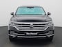 Volkswagen Touareg Elegance 3.0 TSi eHybrid 4MOTION 381 PK | Automaat | Plug-In | Trekhaak | Panoramadak | Leder | Luchtvering | LED Matrix | Head-Updisplay | Dealer Onderhouden