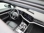 Volkswagen Touareg Elegance 3.0 TSi eHybrid 4MOTION 381 PK | Automaat | Plug-In | Trekhaak | Panoramadak | Leder | Luchtvering | LED Matrix | Head-Updisplay | Dealer Onderhouden