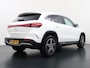 Mercedes-Benz EQA 250 AMG Business Solution 67 kWh Accu | Trekhaak Wegklapbaar | Sfeerverlichting | Eerste eigenaar | Dodehoek Assistent | DAB+ Radio | Stoelverwarming Voor