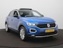 Volkswagen T-Roc 1.5 TSI Sport Panodak - Navi - Camera - Stoelverwarming - Side assist