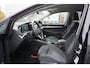 Volkswagen Golf 1.5 TSI 130pk Life Business | Achteruitrijcamera | Navigatie | Trekhaak