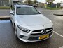 Mercedes-Benz A-klasse 180 Business Solution | 12MND GARANTIE | NAVIGATIE | CRUISE | PDC | LMV | GOED ONDERHOUDEN |