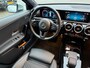Mercedes-Benz A-klasse 180 Business Solution | 12MND GARANTIE | NAVIGATIE | CRUISE |LED | DAB | PDC | LMV | GOED ONDERHOUDEN |