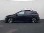 Volkswagen Golf 1.5eTSI/150PK R-Line DSG · Panoramadak · Apple/Android Car Play· Camera + Parkeersensoren · Garantie tot april 2028 of 100000km.
