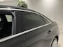 Audi A3 Limousine 30 TFSI Advanced edition 110 PK | Automaat | Apple Carplay | Achteruitrijcamera | Cruise Control | Parkeersensoren Achter | Sportstoelen Voorzijde | LED Verlichting | Dynamische Knipperlichten | Getinte Ruiten | Rijstrookhulp | Regensensor | Digital Cockpit | DAB Radio | Bluetooth |