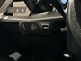 Audi A3 Limousine 30 TFSI Advanced edition 110 PK | Automaat | Apple Carplay | Achteruitrijcamera | Cruise Control | Parkeersensoren Achter | Sportstoelen Voorzijde | LED Verlichting | Dynamische Knipperlichten | Getinte Ruiten | Rijstrookhulp | Regensensor | Digital Cockpit | DAB Radio | Bluetooth |