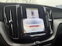 Volvo XC60 2.0 T6 Plug-in hybrid AWD Plus Dark | 360* camera | Schuif/kanteldak | Trekhaak |
