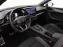 CUPRA Leon Sportstourer 1.4 e-Hybrid VZ Performance | Pano dak | Elek. Achterklep | 19"| Stoelverwarming | Camera | Navigatie |