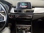 BMW 2-Serie Active Tourer 220i Executive Automaat 192pk!! Full options!, Navigatie, Panorama dak, Stoelverwarming, Clima controle, Cruise controle, Sportstoelen leder, Led/ xenon verlichting, Lm velgen 17'', Trekgewicht 1500kg, Uniek 50.000km , Nede Bovag afleverpakket 695,-