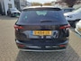 Skoda Karoq 1.5 TSI ACT Sportline Business 150 PK | LED Koplampen | Apple Carplay/Android Auto | Climate Control | Achteruitrijcamera | Cruise Control | Stoel + Stuur verwarming | Privacy Glass | Sportstoelen | Keyless-Entry | Parkeersensoren | Lichtmetalen velgen |