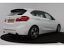BMW 2-Serie Active Tourer 220i M Sport (STOELVERWARMING, CRUISE CONTROL, PARKEERSENSOREN, AUTOMAAT)