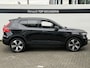 Volvo XC40 Recharge Core 70 kWh (SoH 94,6%) Trekhaak | Winterpack | Camera | Navigatie | Dealer Onderhouden