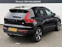 Volvo XC40 Recharge Core 70 kWh (SoH 94,6%) Trekhaak | Winterpack | Camera | Navigatie | Dealer Onderhouden