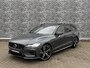 Volvo V60 T6 Plug-in hybrid AWD Ultra Dark | Adaptieve Cruise Control | Dodehoek Detectie | Bowers & Wilkins Premium Audio | Styling Kit | 20 Inch | 360 Camera | Stoelventilatie + Massage + Verwarming | Head-Up Display | Schuif-/Kanteldak |
