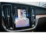 Volvo V60 T6 Plug-in hybrid AWD Ultra Dark | Adaptieve Cruise Control | Dodehoek Detectie | Bowers & Wilkins Premium Audio | Styling Kit | 20 Inch | 360 Camera | Stoelventilatie + Massage + Verwarming | Head-Up Display | Schuif-/Kanteldak |