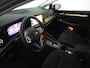 Volkswagen Golf 1.4 eHybrid Style Panoramadak - Trekhaak - Automaat - Camera