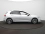 Volkswagen Golf 1.4 eHybrid Style Panoramadak - Trekhaak - Automaat - Camera