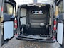 Ford Transit Custom 320 2.5 PHEV L2H1 Black Platinum Dubbele Cabine 233pk Aut / 5 Pers. / 2250kg Trekgewicht / 1100kg Laadvermogen / Vol. Leder / Glaslookpanelen / Privacy Glass / Adapt. Cruise control!