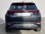 Hyundai Tucson 1.6 T-GDI HEV 230pk Comfort Smart / Fabrieksgarantie tot 09-2028 ** / Dealer onderhouden / Trekgewicht 1650 KG / Navigatie / Achteruitrijcamera / Stuur- en stoelverwarming / Apple Carplay/Android auto / 19" LM /