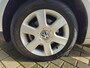 Volkswagen Touran 2.0-16V FSI Highline