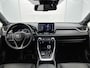 Toyota RAV4 2.5 Hybrid AWD Black Edition | Navigatie | JBL | PDC V+A | Staat beneden in het halletje