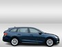 Skoda Octavia Combi 1.0 e-TSI Business Edition / Navigatie / Parkeer sensoren V+A /  Zwenkbare trekhaak / Fabrieksgarantie 2028 /