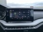 Skoda Octavia Combi 1.0 e-TSI Business Edition / Navigatie / Parkeer sensoren V+A /  Zwenkbare trekhaak / Fabrieksgarantie 2028 /