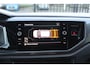 Volkswagen Polo 1.0 TSI Highline Climate control/Stoelverwarming/Navigatie/Apple car play/Verwarmbare buitenspiegels/Parkeerassistent/Privacy glass/Cruise control