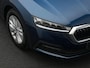 Skoda Octavia Combi 1.0 TSI 110 pk Business Edition Plus | Stuur-/stoelverwarming | Navigatie | Parkeersensoren voor/achter