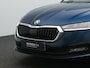 Skoda Octavia Combi 1.0 TSI 110 pk Business Edition Plus | Stuur-/stoelverwarming | Navigatie | Parkeersensoren voor/achter