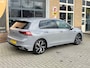 Volkswagen Golf 1.5 eTSI 150PK R-LINE AUTOMAAT/CARPLAY/LED/18/MOONSTONEGREY/NL-AUTO