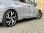 Volkswagen Golf 1.5 eTSI 150PK R-LINE AUTOMAAT/CARPLAY/LED/18/MOONSTONEGREY/NL-AUTO