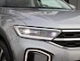 Volkswagen T-Roc 1.5 TSI 150 pk DSG Style | Trekhaak | IQ Light | PDC | ACC | Navigatie | Standkachel | Stoelverwarming | App Connect | 18'' LM | Elektrische Klep | Keyless |