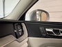 Volvo XC60 T6 AWD Recharge Plus Bright Long Range | Adaptieve Cruise Control | Stoel en Stuurwielverwarming | Schuifdak | Parkeercamera | Full LED Meesturende koplampen | Pilot Assist | Elektrische voorstoelen geheugen | Lederen bekleding | Zitting verlenging voorst