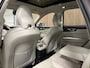 Volvo XC60 T6 AWD Recharge Plus Bright Long Range | Adaptieve Cruise Control | Stoel en Stuurwielverwarming | Schuifdak | Parkeercamera | Full LED Meesturende koplampen | Pilot Assist | Elektrische voorstoelen geheugen | Lederen bekleding | Zitting verlenging voorst