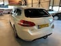 Peugeot 308 SW 1.2 PureTech BLUE LEASE PREMIUM/NAVIGATIE/CLIMA AIRCO/ISOFIX/CRUISECONTROL/APPLE CARPLAY+ANDROID/PANORAMADAK/LEER