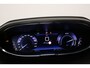 Peugeot 5008 1.2 Hybrid GT | Stoelen alcantara e. verstelb./ verw. | Panoramadak | Navi | Black Pack | Camera | El. Achterklep |