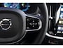 Volvo V60 2.0 T6 Plug-in hybrid AWD Plus Dark | 2000 kg trekgewicht | Elektrische stoelen met geheugen | Harman/Kardon Audio | Stoel & Stuurverwarming | Dodehoeksensoren | adaptieve cruise controle |